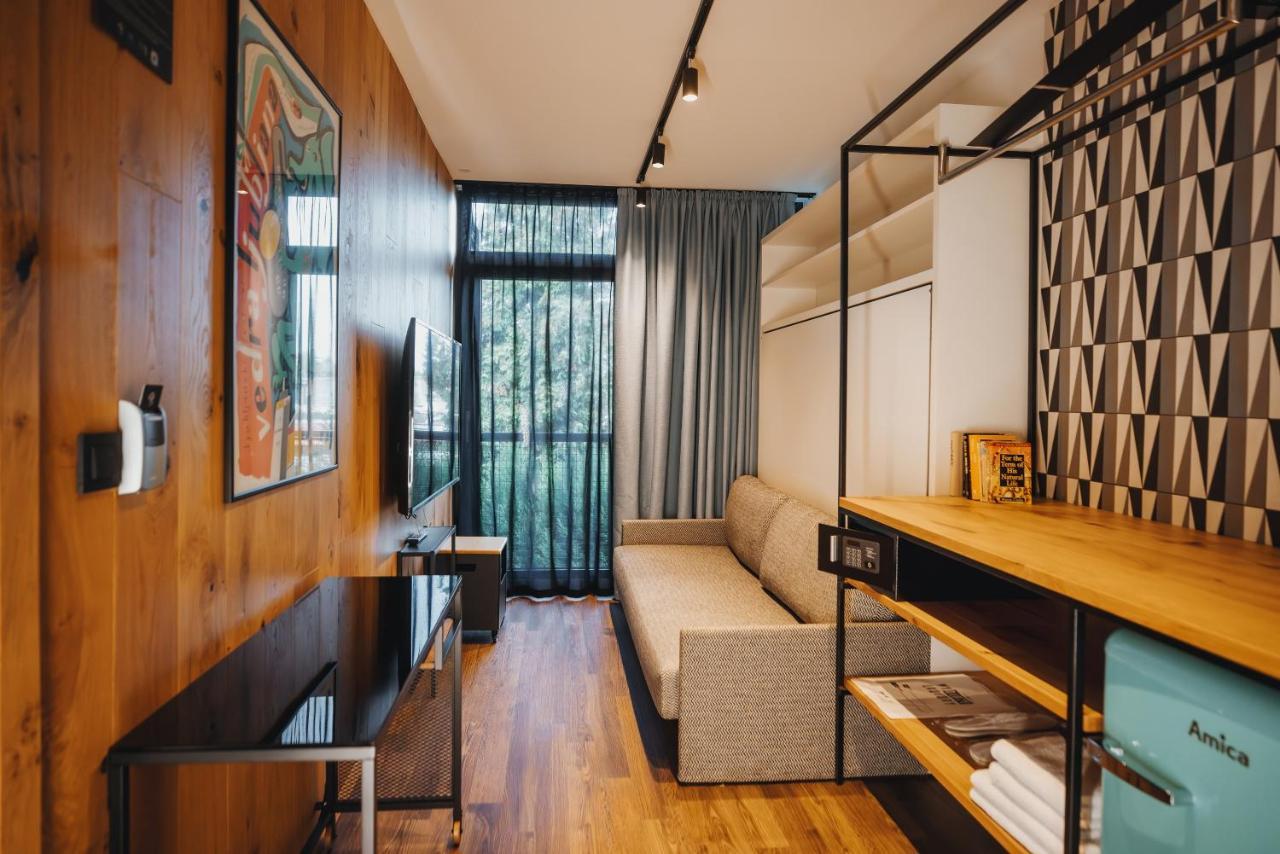 City Glamping By One66 Hotel Ljubljana Bagian luar foto