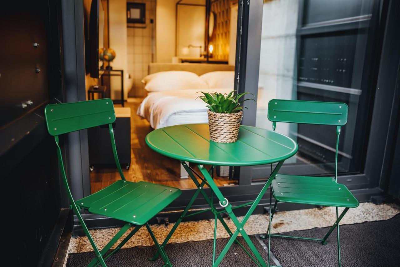 City Glamping By One66 Hotel Ljubljana Bagian luar foto