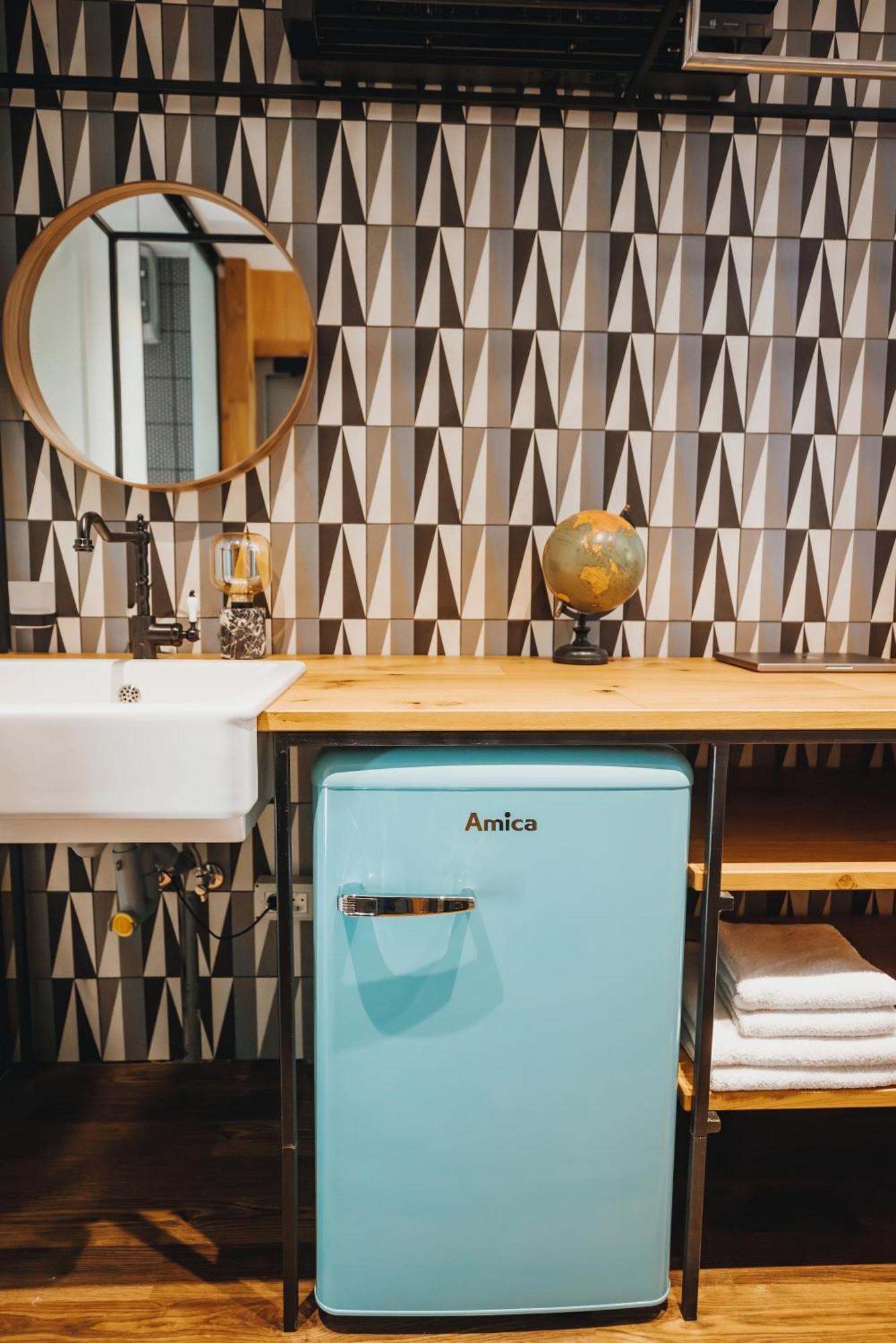 City Glamping By One66 Hotel Ljubljana Bagian luar foto